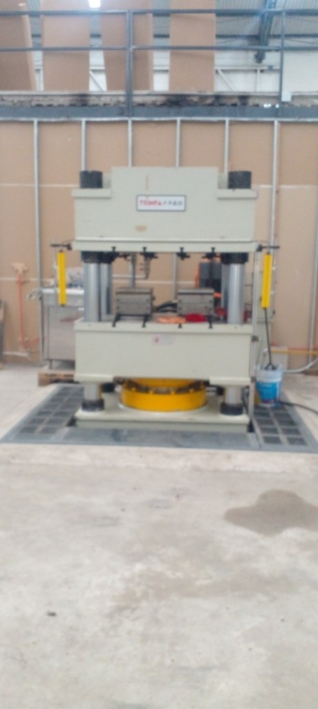 Mantenimiento prensa hidráulica